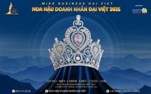Chủ tịch Đặng Gia Bena công bố vương miện Hoa hậu Doanh nhân Đại Việt 2025