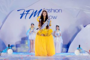 Nguyễn Đặng Tuệ Anh – Mẫu nhí “nữ thần ánh sáng” gây sốt tại đêm diễn Princess Fashion Show
