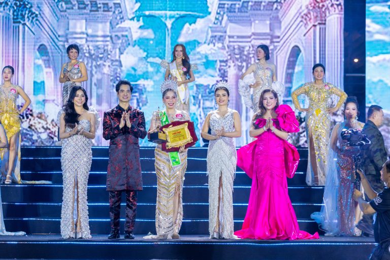 Cựu Hoa khôi Đại học Quốc tế Hồng Bàng đăng quang Hoa hậu Trí tuệ – Hoa hậu Doanh nhân Hương sắc Việt Nam 2025