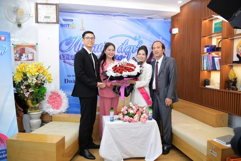 Talkshow “Nụ cười đẹp – Chìa khóa của hanh phúc” và câu chuyện thương hiệu từ phòng khám Răng Hàm Mặt Khoa Đạt