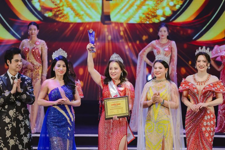 Phan Thị Ánh Nga – Bông hồng ngành ô tô tỏa sáng tại Hoa hậu Doanh nhân Châu Á 2025