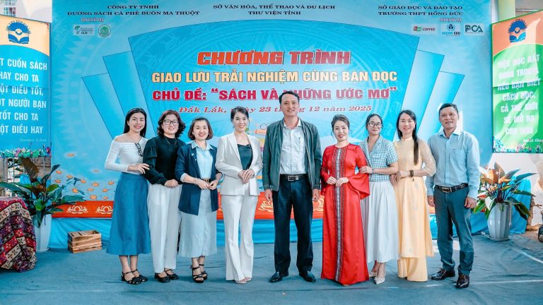 Hành trình “Sách và Những ước mơ”: Á hậu Tuyết Lan cùng giới trẻ viết tiếp khát vọng vươn lên