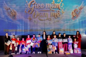 Nàng hậu “thắp lửa” đam mê cho trẻ em có hoàn cảnh đặc biệt