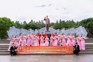 Top 20 Hoa hậu Doanh nhân Việt Nam 2026 lan tỏa vẻ đẹp áo dài giữa không gian văn hóa Tây Nguyên