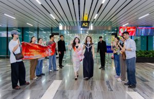 Tân Hoa hậu Doanh nhân Việt Nam 2026 Nguyễn Hoàng Vân trở về trong vòng tay người thân