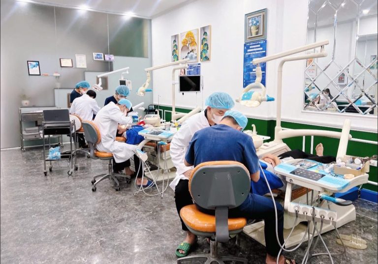 Huỳnh Kim Dental đồng hành Hoa hậu Thương hiệu Việt Nam 2026: Khẳng định vị thế hệ thống nha khoa uy tín