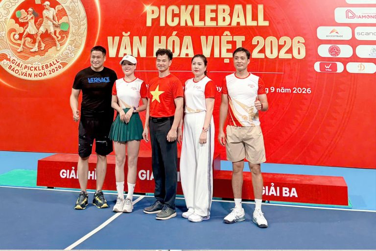 Hoa hậu Trí tuệ Nguyễn Ngọc Linh Chi đồng hành “Pickleball Văn hóa Việt 2026” cùng NSND Xuân Bắc